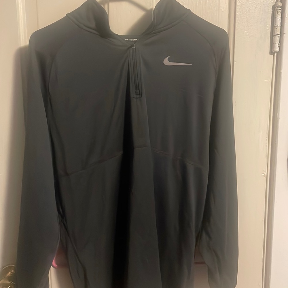 Grey Nike dri fit sweaters